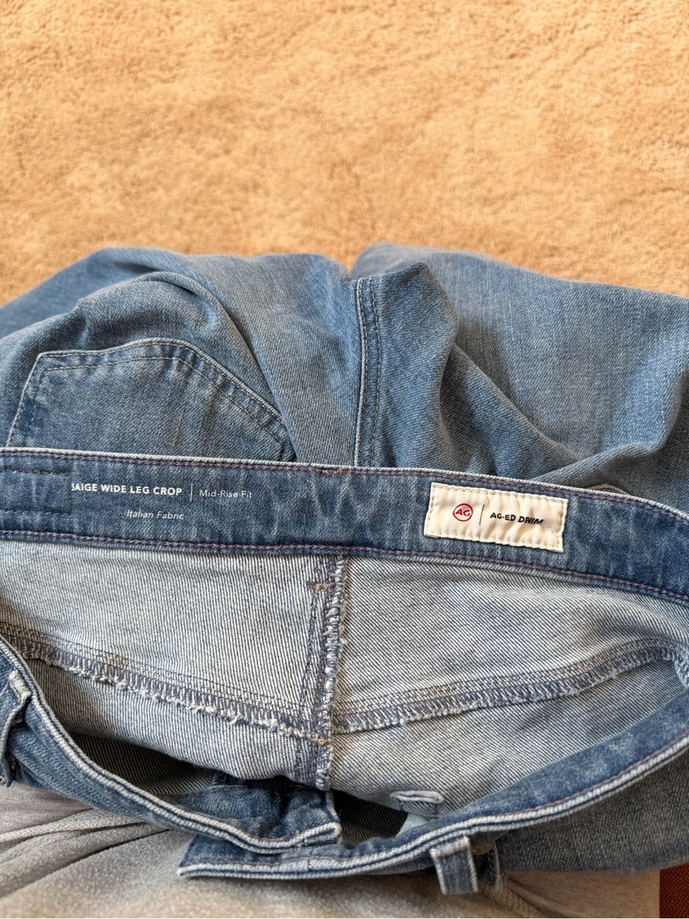 AG Saige Wide-Leg Crop Blue Denim Jeans - Picture 4 of 6